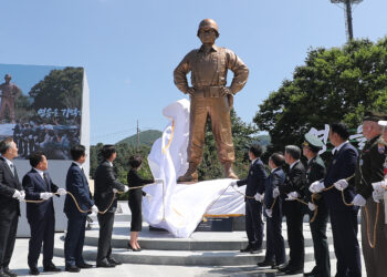 박민식 “백선엽 장군, 친일파 아니라는 데 장관직 건다”