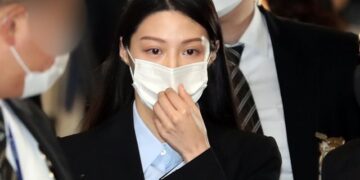 조민 “입학·의사면허 취소한다면 당연히 받아들일 것”