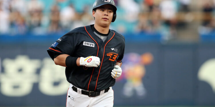 노시환 시즌 18호포…한화 연승행진 시동