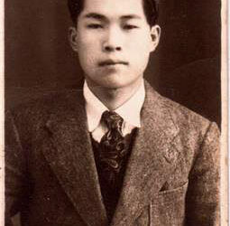 호국영웅, 72년 만에 유골로 아들 품에 안기다