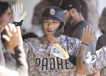 베이스 훔친 김하성… 침묵한 오타니