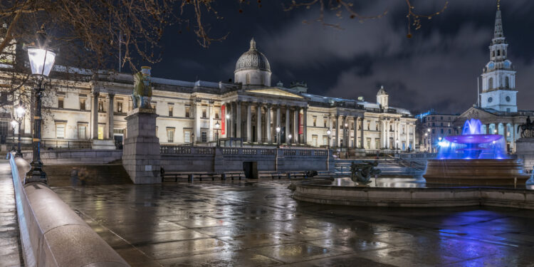 신화·문학·종교… 스토리텔링 넘치는 미술관, 런던의 저녁이 되다 [정여울의 힐링 스페이스]