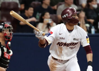 해결사 없는 ‘2점 히어로즈’, 안우진 등판에도 5연패 수렁