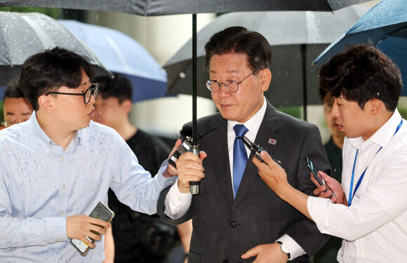 김문기 아들 “이재명, 아버지 모를리 없어…여러번 전화”