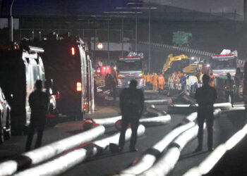 “28초 통화가 母와의 마지막”…오송 침수 지하차도 잠수부 투입