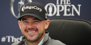 하먼 2라운드 깜짝 선두… 이대로 디오픈 우승?