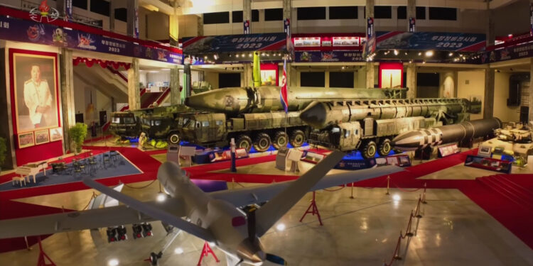 北 전승절 70주년 열병식 개최…북중러 밀착 과시하나