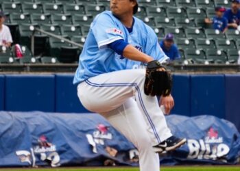 14개월 기다림 끝나… ‘승리의 발판’ 류현진