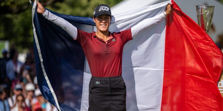 ‘이민자의 딸’ 29년 만에 프랑스 자존심 세웠다