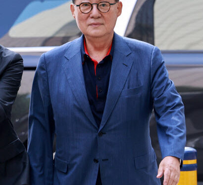 [포토] ‘경찰 출석’ 박지원 전 국정원장