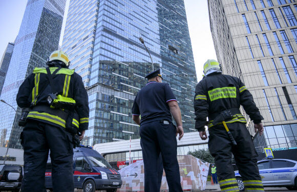 모스크바 마천루 건물에 이틀째 드론…피해 적어도 전쟁 가까운 느낌