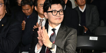 국회 찾아 “난 스타장관 아니다”… 출마 언급 없는 ‘한동훈식 출사표’