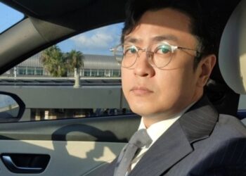 ‘박지윤과 이혼’ 최동석 “지하까지 꺼지는 고통” 의미심장 글 | 연예