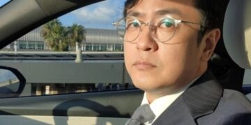 ‘박지윤과 이혼’ 최동석 “지하까지 꺼지는 고통” 의미심장 글 | 연예