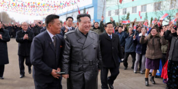 [포토] 北김정은, 지방 대의원선거 투표