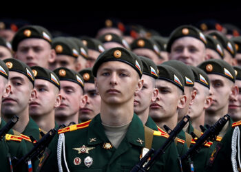 푸틴, 115만→132만명 병력 증원 명령…우크라 침공후 두번째