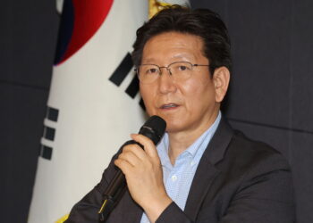 의협연구원장 “젊은 엄마들, 브런치 즐기려 소아과 오픈런”