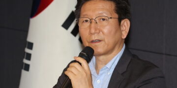 의협연구원장 “젊은 엄마들, 브런치 즐기려 소아과 오픈런”