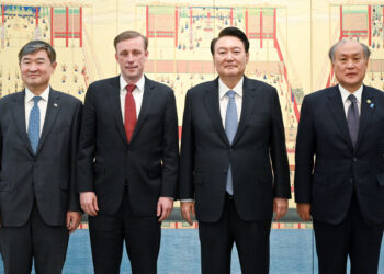 尹, 한미일 안보실장과 관저 만찬 “3국 협력 과거보다 더 중요”(종합)