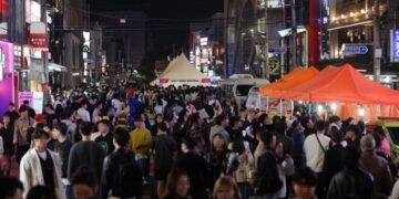 초저출산 대한민국… 이제 49세도 ‘청년’입니다 [김유민의 돋보기]