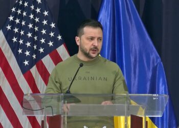 젤렌스키는 왜 또 미국엘 갔을까… “푸틴과 일당의 소망” 호소