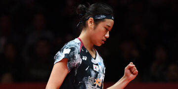 ‘여제’ 안세영, 부상 딛고 ‘왕중왕전’ 준결승 극적 진출