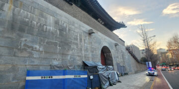 [속보] 경복궁 담벼락 낙서 테러 ‘모방 범행’ 용의자 자수
