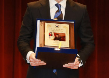 한동훈 비대위원장 첫번째 시험대는 ‘김건희 특검법’…사실상 막을 방법 없어