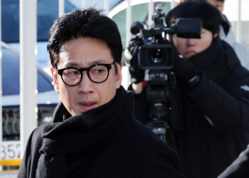 이선균 협박한 女실장의 ‘공범’ 잡혔다…구속영장 신청