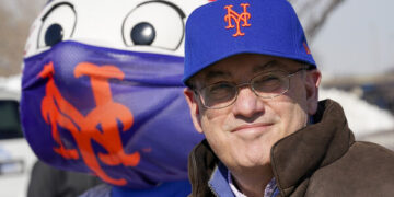 돈만 ‘펑펑’, 성적은 ‘엉망’, 세금 폭탄 ‘쾅’ 뉴욕 메츠