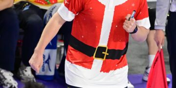 ‘핀란드 산타’의 마법… 대한항공 ‘방긋’