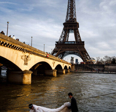 에펠탑 상층부 관람 노조 파업으로 중단, 설계자 100주기인데