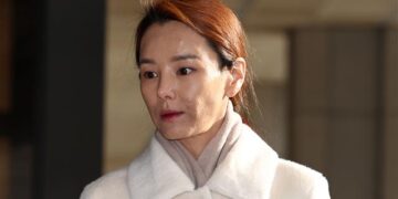 [포토] ‘이정섭 비위 의혹’ 제보, 강미정 아나운서 검찰 출석