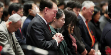 [포토] 성탄 예배 참석한 윤 대통령