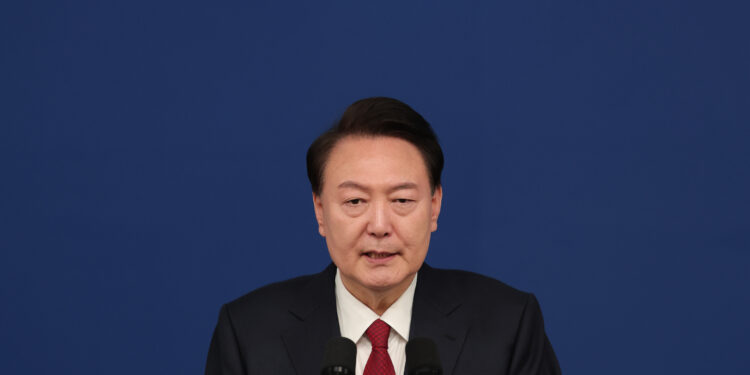 尹, 운동권 겨냥 “이권·이념 카르텔 타파”