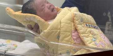 18살까지 1억 받는 첫아기 나왔다…결혼 3년 만에 찾아온 ‘호람이’