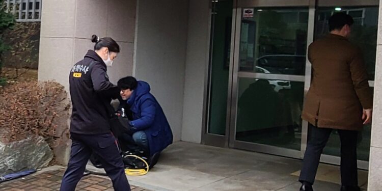 경찰, 이재명 습격범, 아산 주거지 압수수색