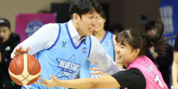 ‘1대1 사제대결’ 박지현, 위성우 감독 공 가로채 레이업…‘댄스 축제’ 올스타전 MVP는 KB 박지수