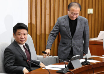 與 “의대 지역선발전형 확대…필수 의료 수가 상향 추진”