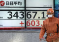日 닛케이지수, 34년 만에 최고치…개미들, 레버리지 ETF 베팅