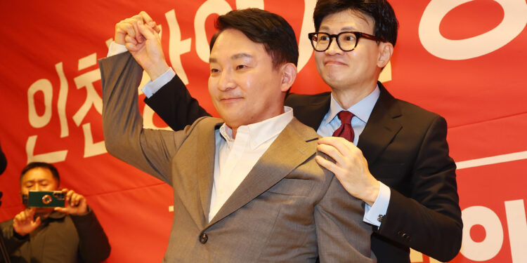 이재명 지역구 간 원희룡 “자기만 살려는 돌덩이 치울 것”