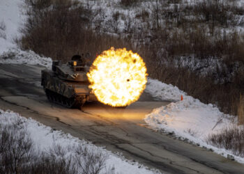 [포토] 화염 내뿜는 K1A2 전차