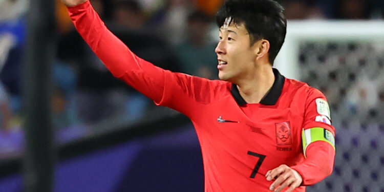 [아시안컵] 좀비축구로 호주 울리고 ‘4강’…손흥민 ‘9년 전 눈물’ 설욕