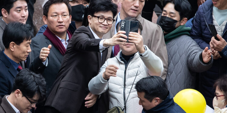 한동훈 “메가서울·경기 분도 동시 추진” 이준석 “‘뜨거운 아아’ 같은 모순” 직격
