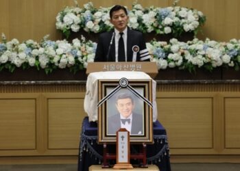 “존경받는 배우·가장이길 원했던 아버지”