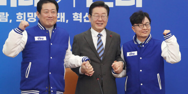 이재명 “떡잎 져야 새순 자라”… ‘뇌물 재판’ 노웅래는 출마 강행