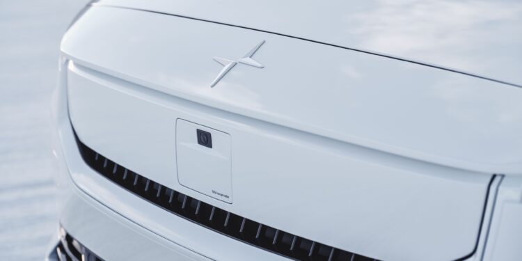 “보조금 포기 못해”… 수입 전기차 줄줄이 가격 인하