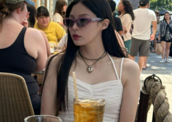 “‘호화 생활’ 조민, 반성 안 해” 법원에 탄원서 낸 보수단체