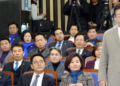 임종석 탈락, 고민정 사퇴… ‘文·明 갈등’ 터졌다