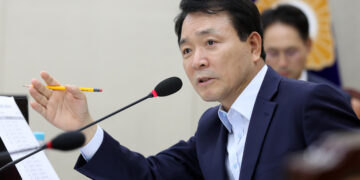 이토 히로부미 언급 성일종 “비유 적절치 못해 송구”